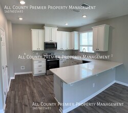 3015 Lucille Ln in Middleburg, FL - Building Photo - Building Photo