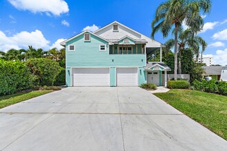 3463 Canal Ct in Jupiter, FL - Building Photo - Building Photo