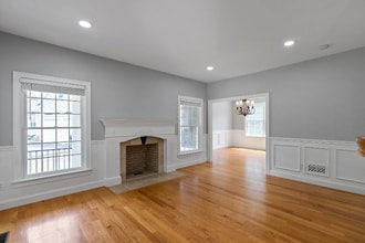 4 Romano Ct in Farmington, CT - Building Photo - Building Photo