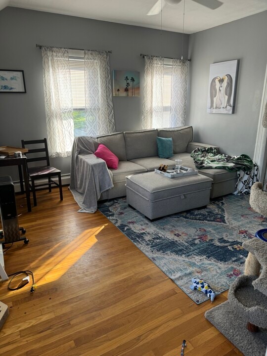 77 Veazie St in Providence, RI - Building Photo