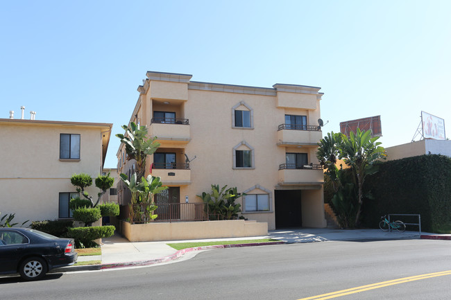 1510 S Barrington Ave in Los Angeles, CA - Building Photo - Primary Photo