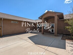 1325 N Challenger Pl in Pueblo West, CO - Building Photo - Building Photo