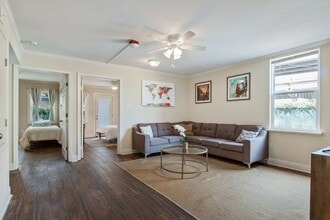 1621 Governor Nicholls St in New Orleans, LA - Building Photo - Building Photo