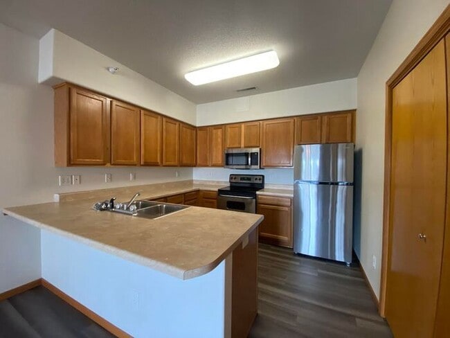 property at 4351 York Pl
