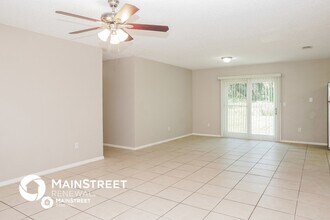 377 Trilby Rd SW in Palm Bay, FL - Building Photo - Building Photo