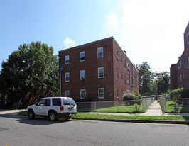 1410-1412 Young St SE in Washington, DC - Building Photo