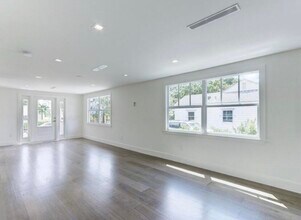 833 Ardmore Rd in West Palm Beach, FL - Building Photo - Building Photo
