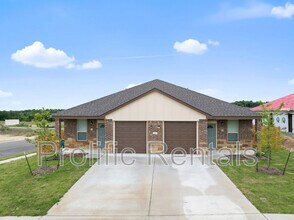 101 Leon Ln in Copperas Cove, TX - Foto de edificio - Building Photo