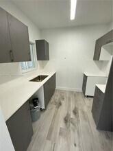 837 SW 8th Ave in Miami, FL - Building Photo - Building Photo