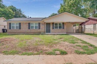 4804 Birdwell Ln in Bossier City, LA - Building Photo