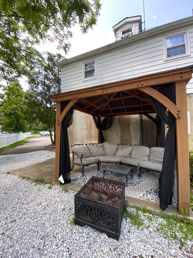 496 E Main St, Unit 2 in Denville, NJ - Building Photo - Building Photo