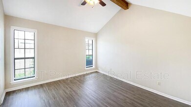 2901 Pueblo Ct S in College Station, TX - Foto de edificio - Building Photo