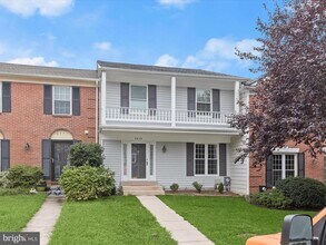 8619 Tower Bridge Way in Timonium, MD - Building Photo - Building Photo