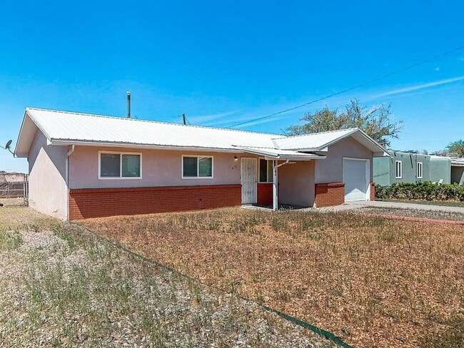 property at 419 La Charles Dr NE