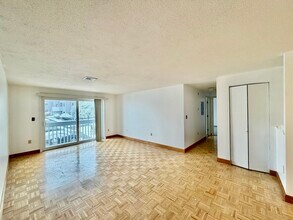 15 Bower Rd in Quincy, MA - Foto de edificio - Building Photo