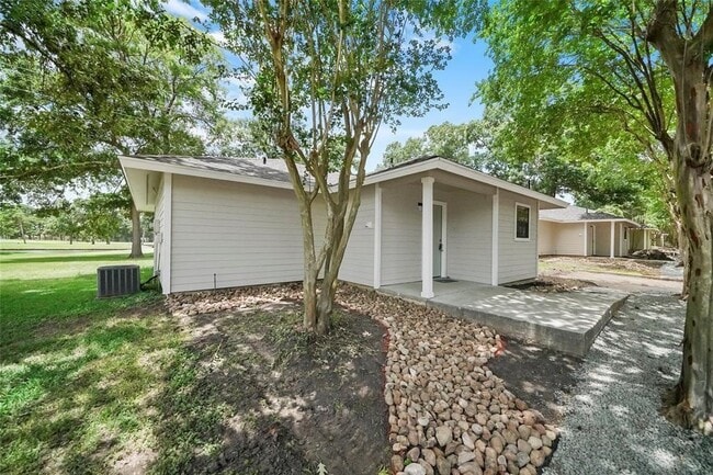 property at 3488 Balboa Cir