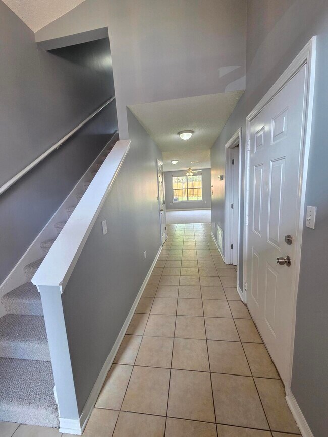 129 Noblat Dr in Mary Esther, FL - Building Photo - Building Photo