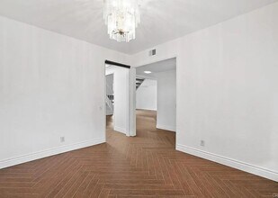 27 Columbus in Irvine, CA - Building Photo - Building Photo