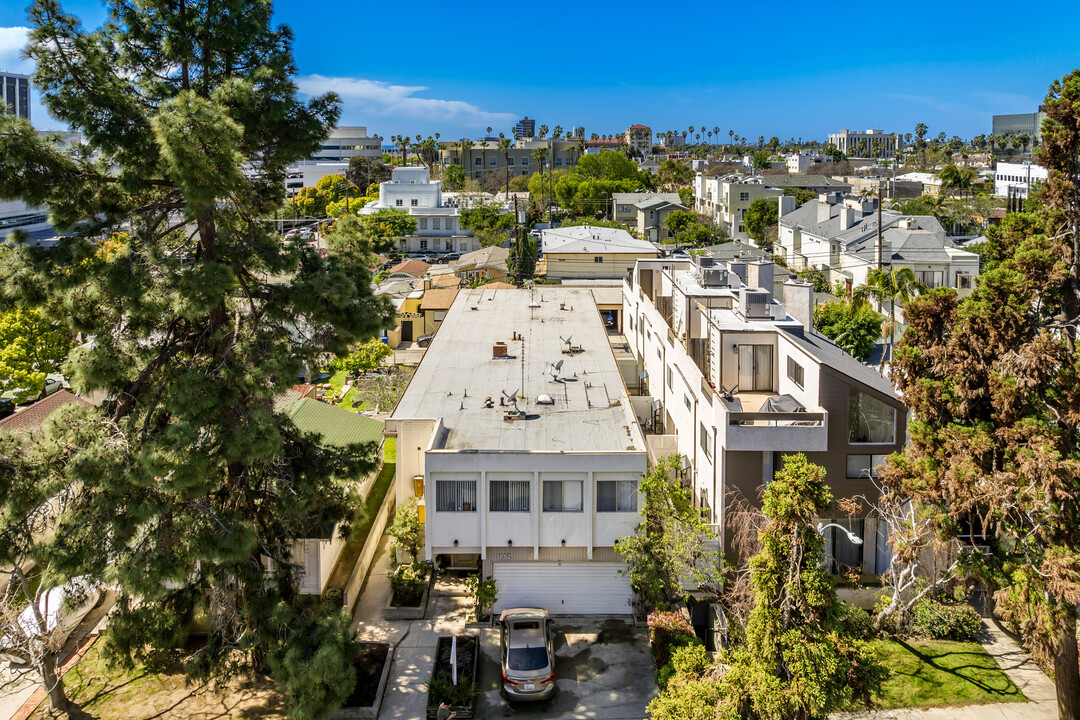 1252 23rd St in Santa Monica, CA - Building Photo