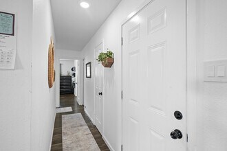 2523 Heritage Colony Dr in Webster, TX - Building Photo - Building Photo