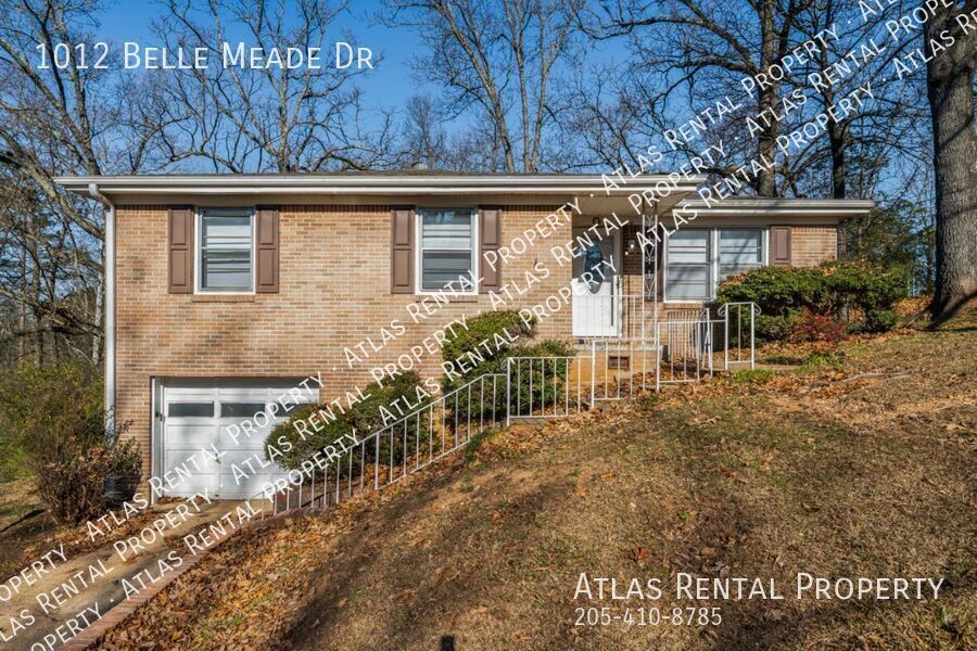 1012 Belle Meade Dr in Birmingham, AL - Building Photo