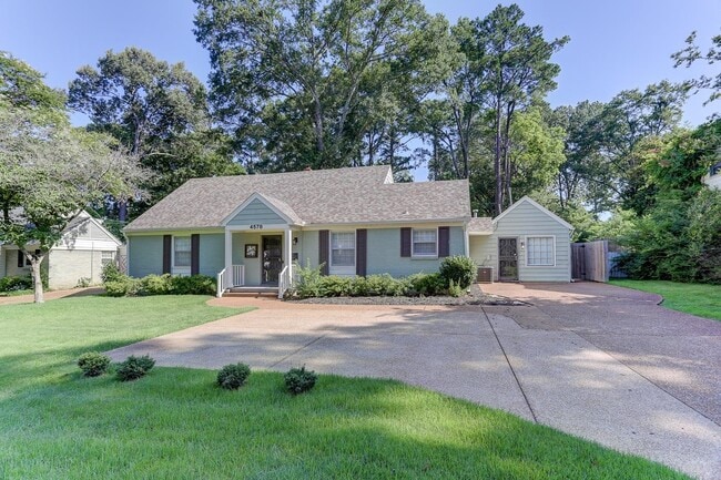 property at 4578 Sequoia Rd