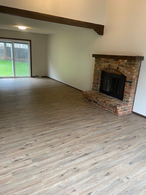 11114 W 71st Terrace in Shawnee, KS - Building Photo
