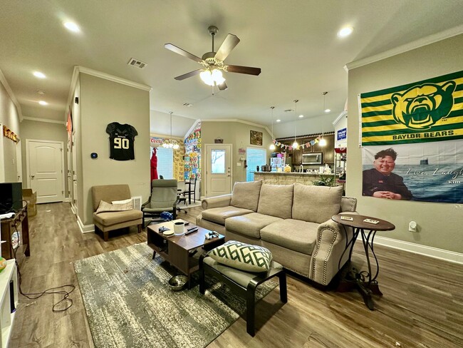 208 Church Ave in Waco, TX - Building Photo - Building Photo