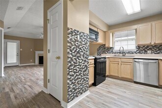 668 Willow Pointe Dr in Mobile, AL - Building Photo - Building Photo