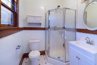 419 Cedar Ave in Long Beach, CA - Building Photo - Building Photo