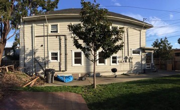 412-418 48th St in Oakland, CA - Foto de edificio - Building Photo