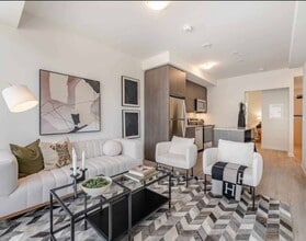 3009 William Cutmore Blvd in Oakville, ON - Building Photo - Building Photo