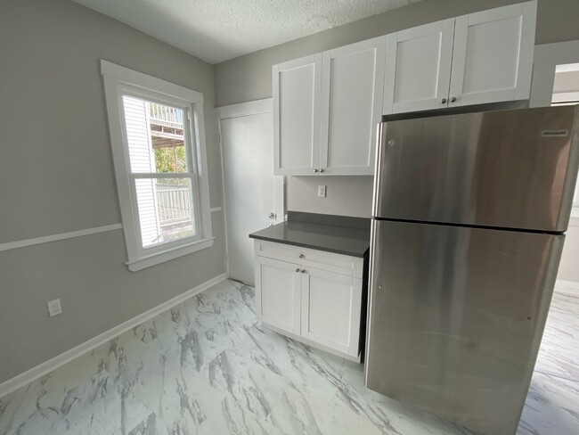 48 Mora St, Unit 2