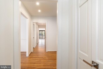 500 G St SW in Washington, DC - Building Photo - Building Photo