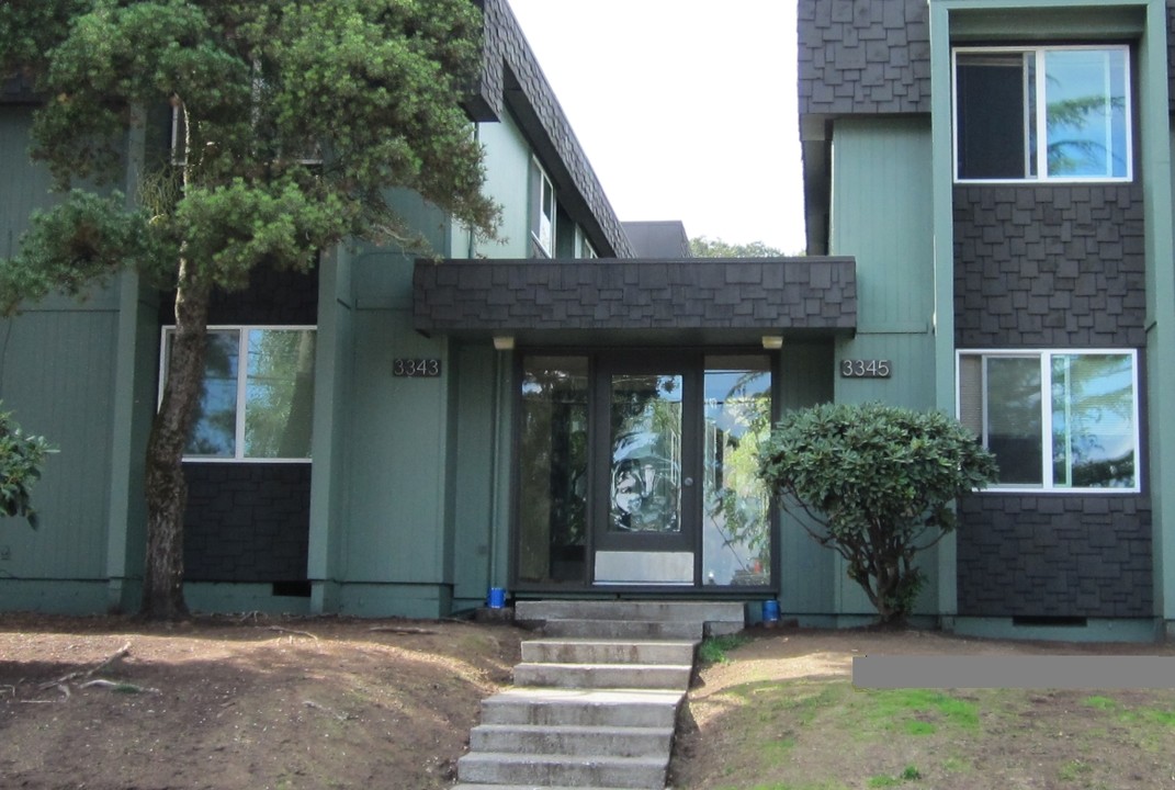 Towne South Apartments in Salem, OR - Building Photo