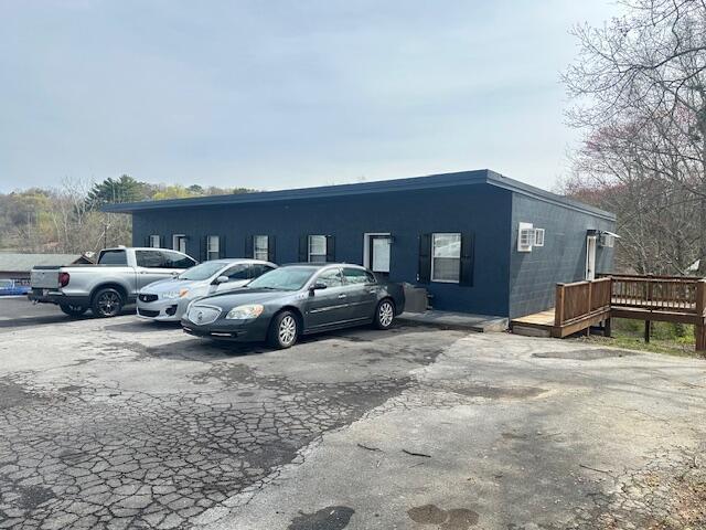 property at 1607 Wildwood Ave SE