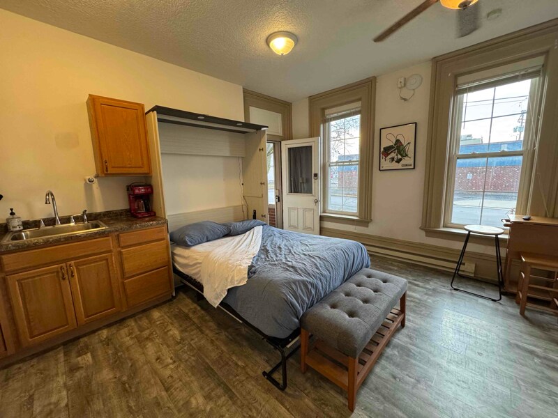 931 Middle St in New Haven, IN - Foto de edificio