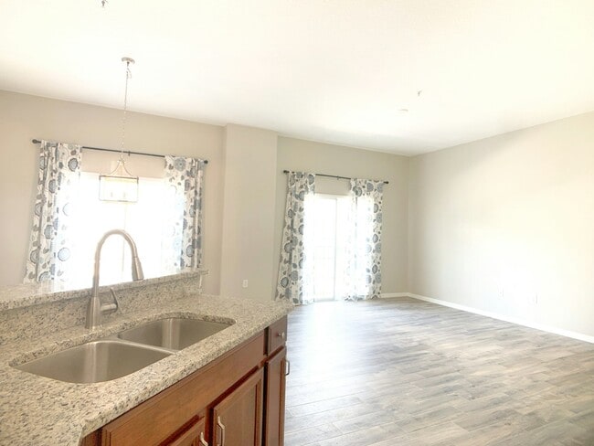 6446 S Goldenrod Rd in Orlando, FL - Building Photo - Building Photo