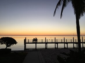 5132 Beach Dr SE, Unit D in St. Petersburg, FL - Building Photo - Building Photo