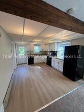 1914 SE 45th Ave in Portland, OR - Building Photo - Building Photo