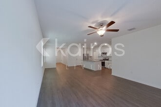 31914 Katelin Cir in Leesburg, FL - Building Photo - Building Photo