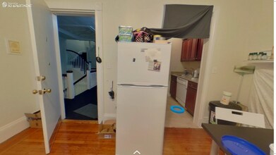 33 Bay State Rd in Boston, MA - Building Photo - Building Photo