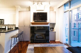 1546 N Orleans St in Chicago, IL - Building Photo - Building Photo