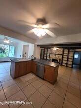 8 Colonial Way in Indian Harbour Beach, FL - Building Photo - Building Photo