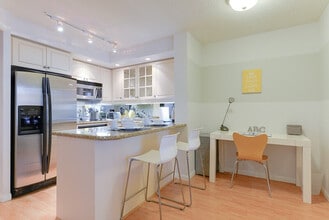 122 Pearl St in Toronto, ON - Building Photo - Building Photo