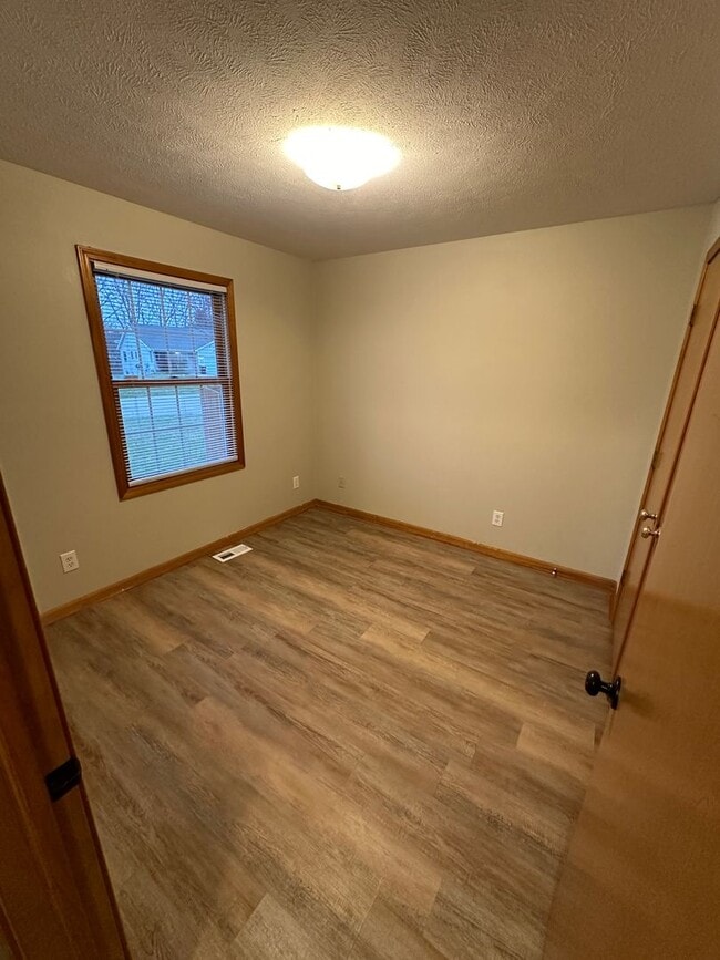 904 Vos St in Jenison, MI - Building Photo - Building Photo