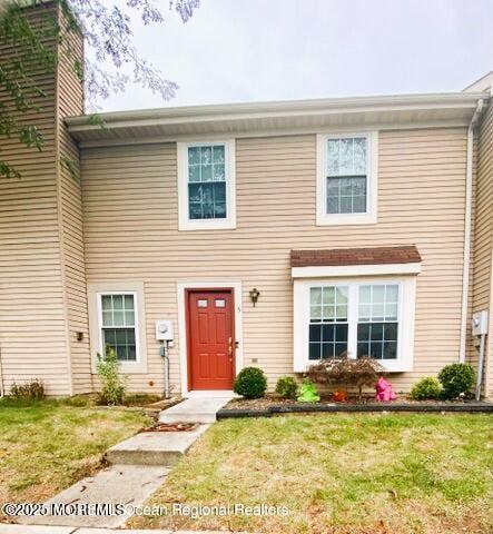 property at 5 Alameda Ct