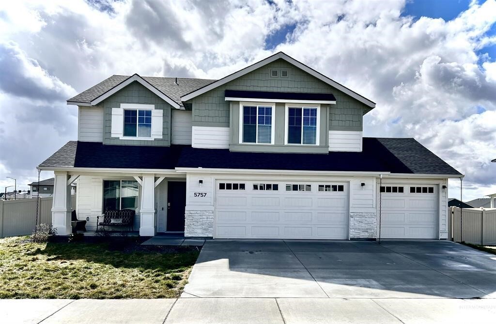 5757 N Remus Pl in Meridian, ID - Foto de edificio