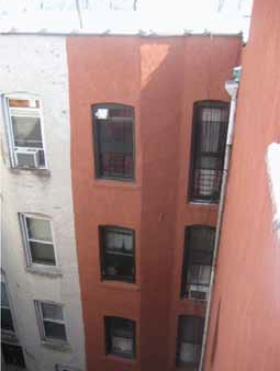 4732 45th St in Flushing, NY - Foto de edificio - Building Photo