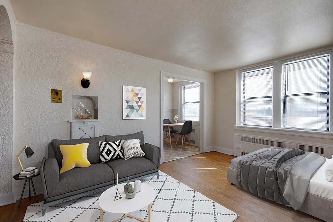 Marianne Apartments in Denver, CO - Building Photo